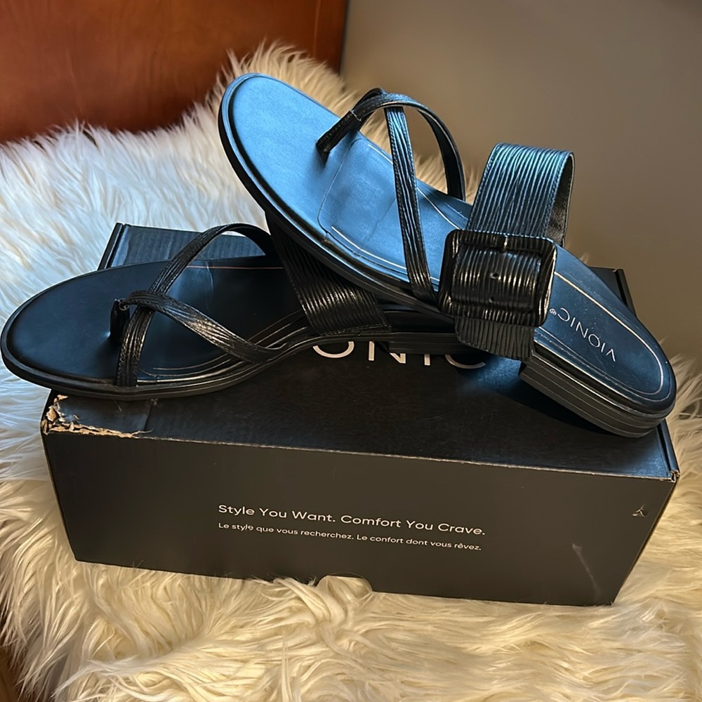 Vionic Black Slide Sandals Julep Black NWT